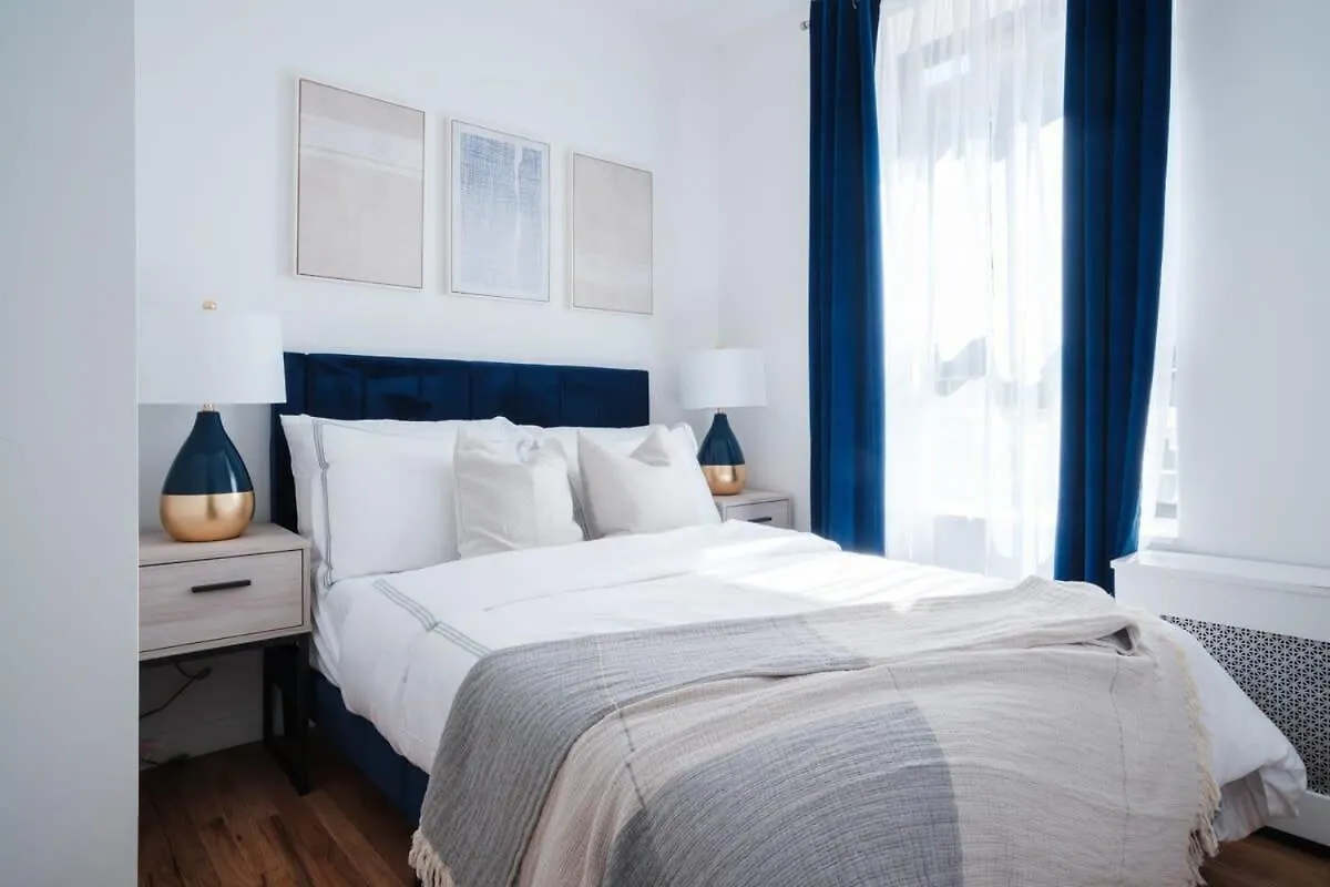 74-4A 2Br 2Baths In Prime Upper West Side W D Gym Apartment New York United States