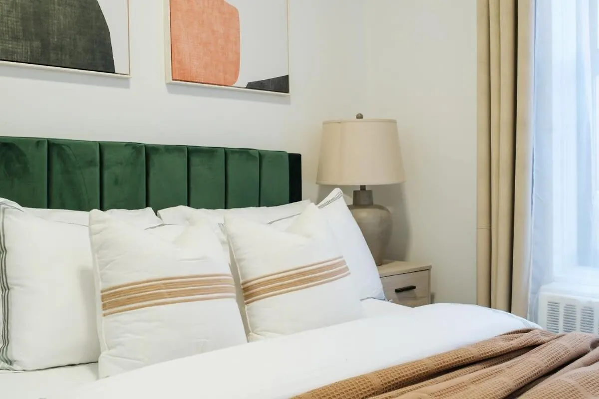 74-4A 2Br 2Baths In Prime Upper West Side W D Gym Apartment New York United States