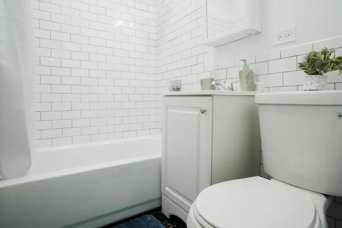 74-4A 2Br 2Baths In Prime Upper West Side W D Gym Apartment New York United States